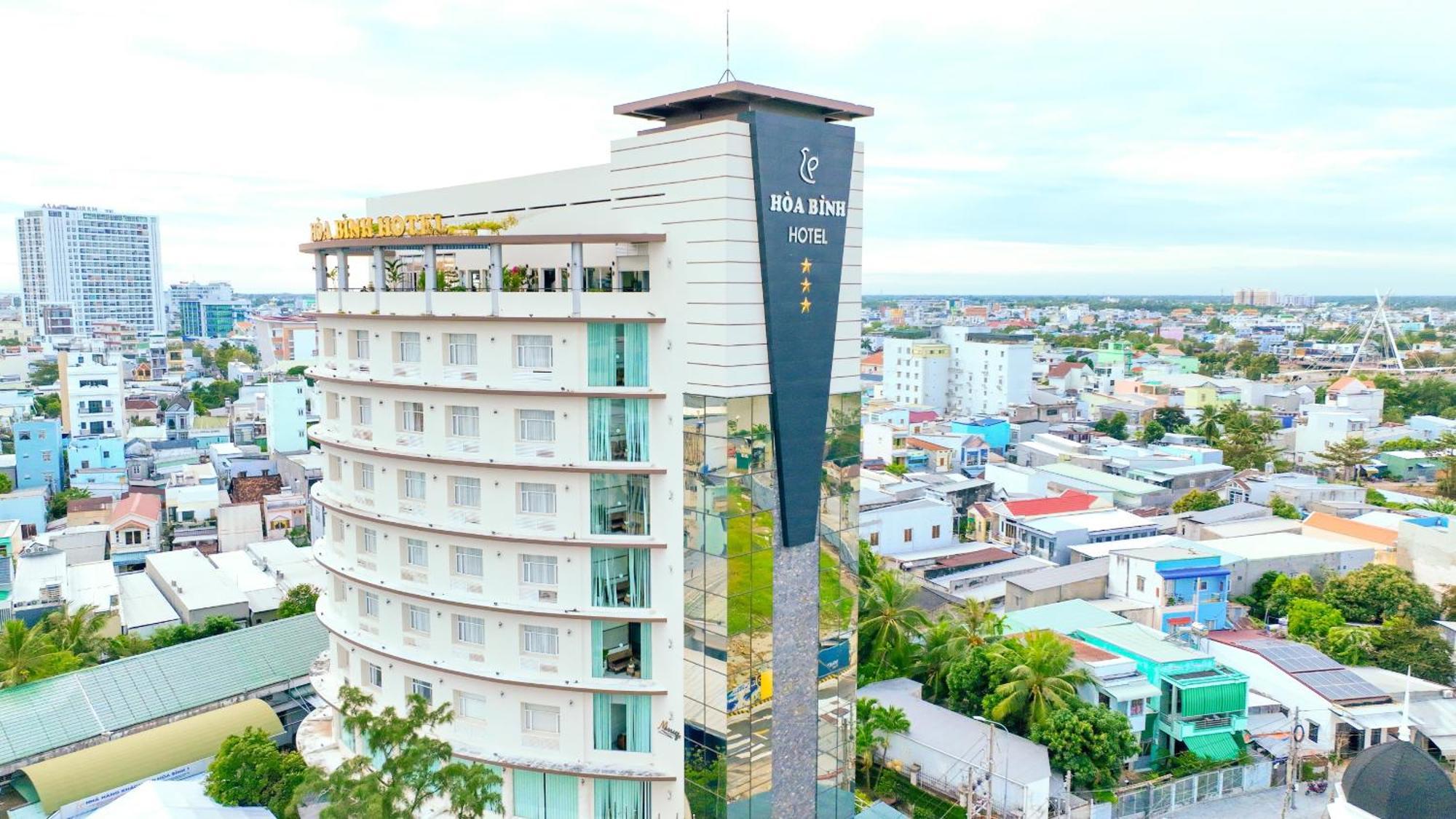 Hoa Binh 1 Hotel Long Xuyên Exterior foto